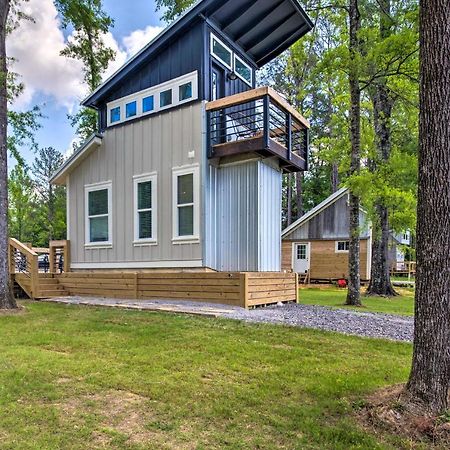 Modern Starkville Tiny Home Near Dining And Msu Εξωτερικό φωτογραφία