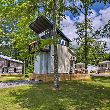 Modern Starkville Tiny Home Near Dining And Msu Εξωτερικό φωτογραφία