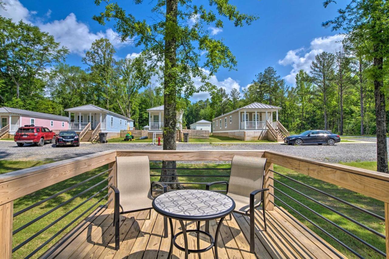 Modern Starkville Tiny Home Near Dining And Msu Εξωτερικό φωτογραφία