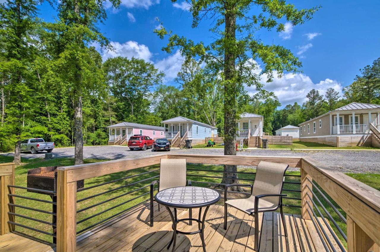 Modern Starkville Tiny Home Near Dining And Msu Εξωτερικό φωτογραφία